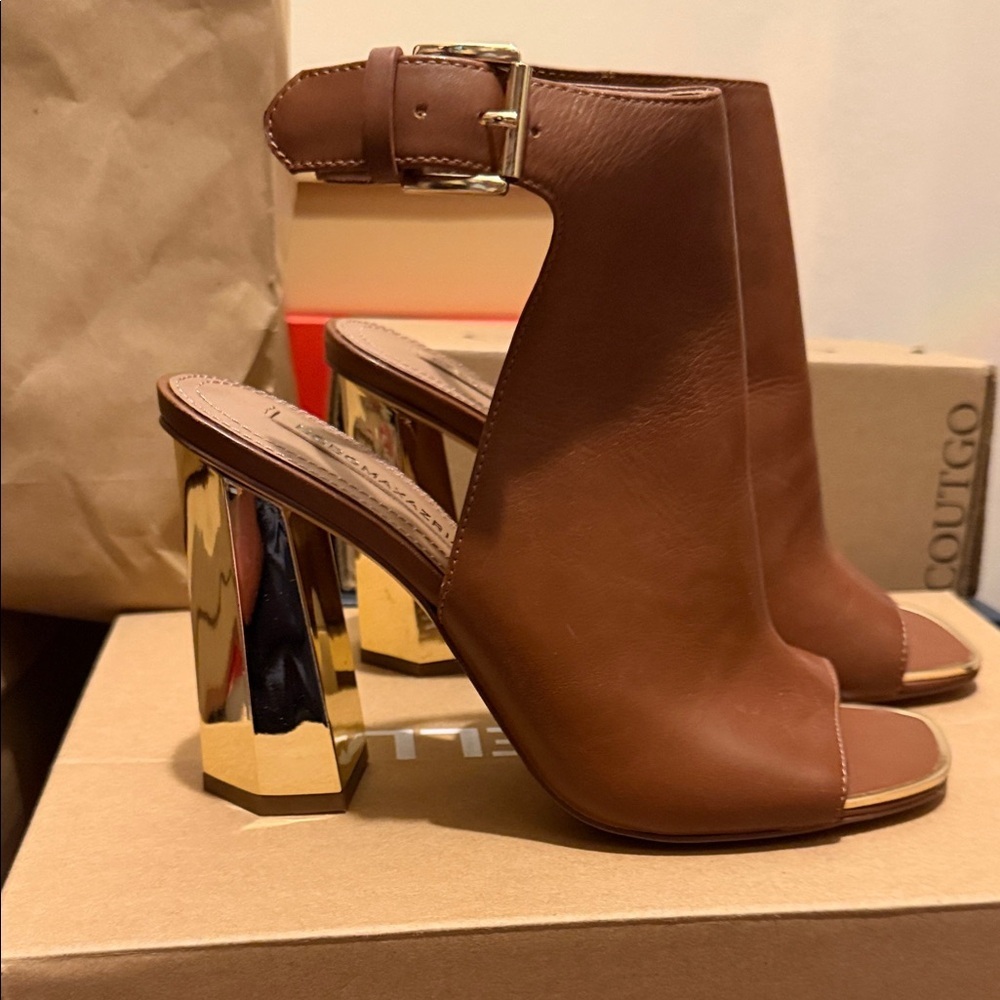 BCBGMaxAzria Brown Leather Open-Toe Sandal with Gold Mirror Block Heel